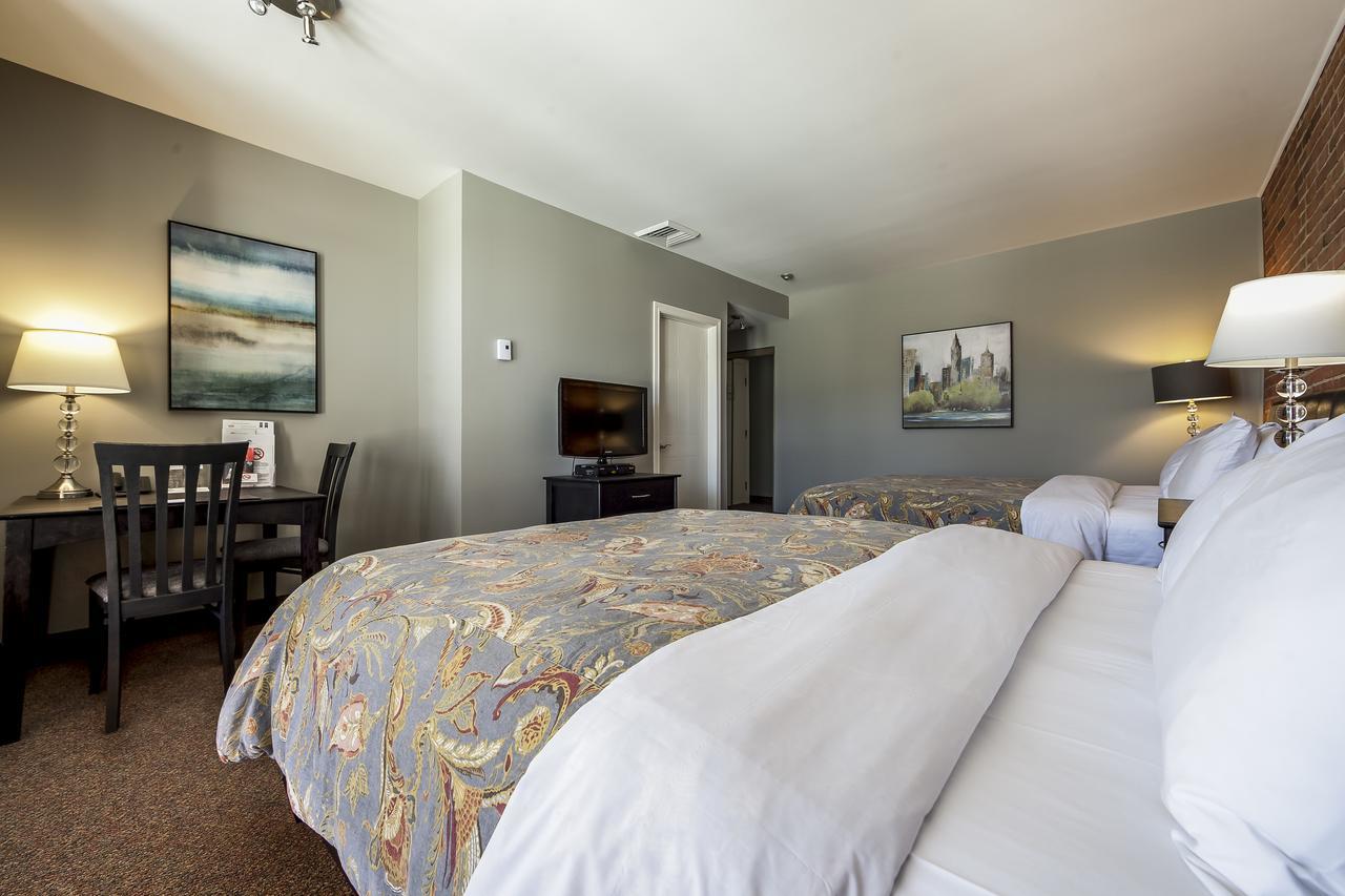 Queen Room Two Queen Beds